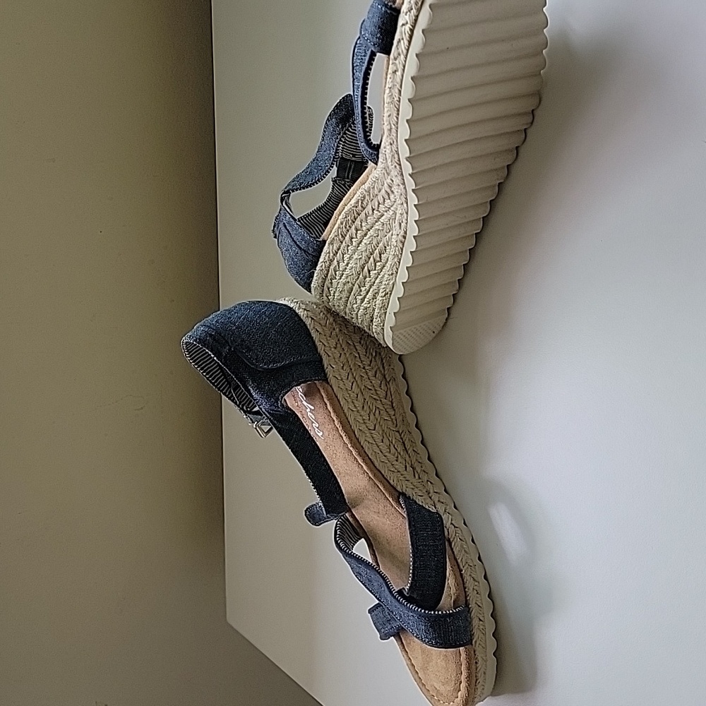 Skechers Memory Foam Shoes